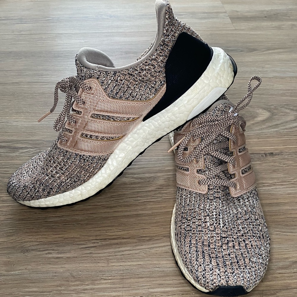 Adidas Ultraboost 4.0 Ash Pearl Men Size 9